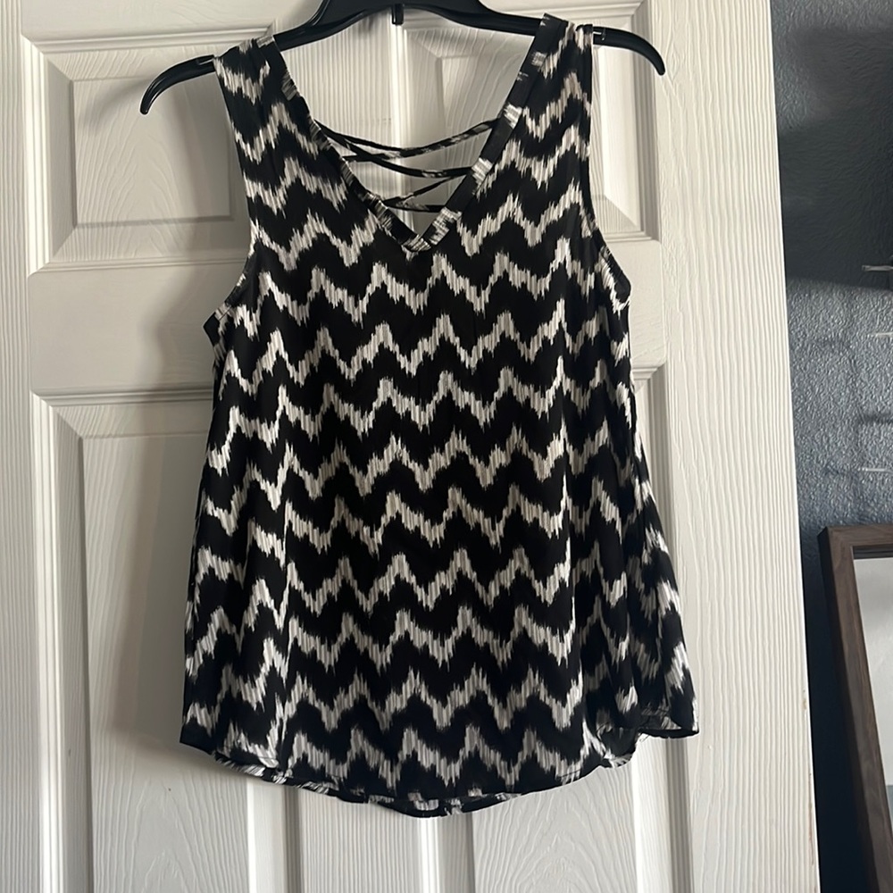 Extra small black Grayson/threads tank top